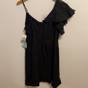 NWT CeCe black cold shoulder cocktail dress size 10